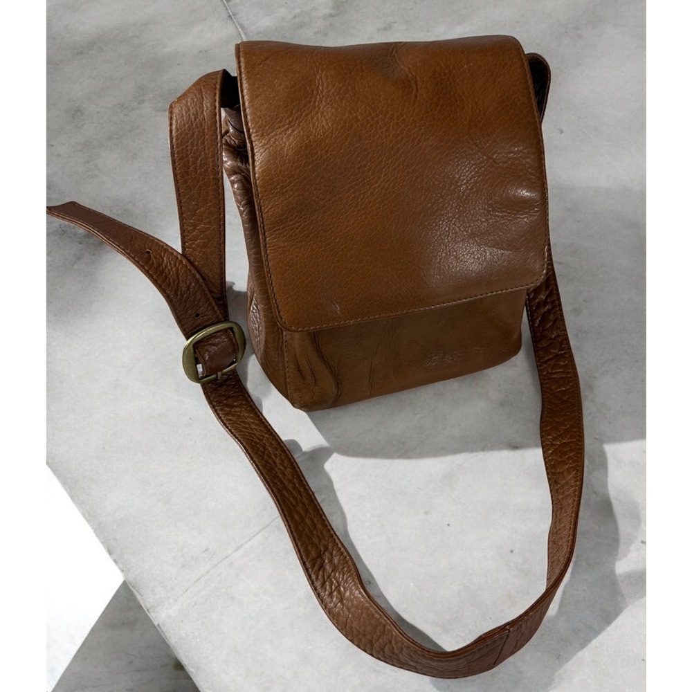 Hobo International Brown Leather Fold Over Flap Shoulder Bag Crossbody Purse - Picture 16 of 16